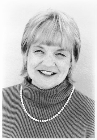 Photo of Lois W. Banner