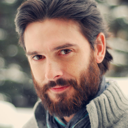 Photo of Luke Daniels