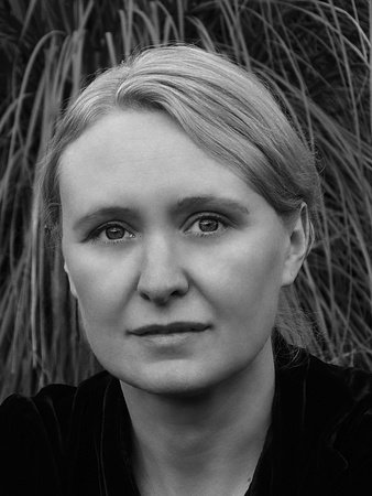 Photo of Tilar Mazzeo