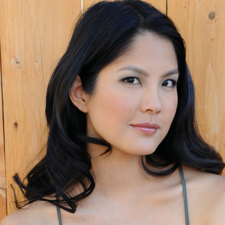 Photo of Lynn Chen