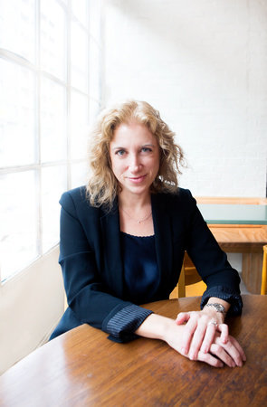 Photo of Hana Schank