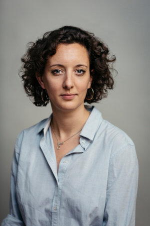 Photo of Rebecca Holman