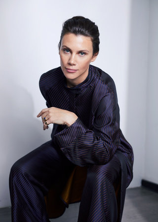 Photo of Julia Bainbridge