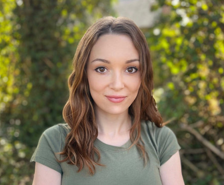 Photo of Jesselyn Cook