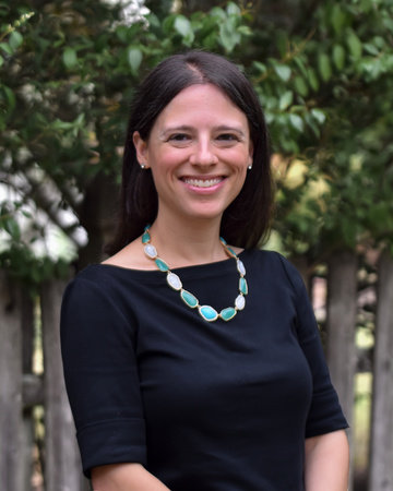 Photo of Atara Hiller, PsyD