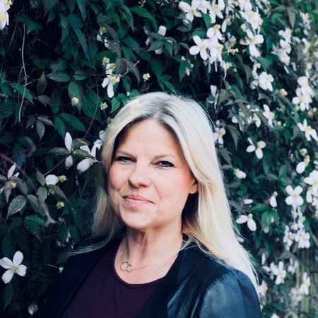 Photo of Ella Harper