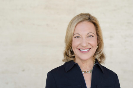 Photo of Janice Kaplan