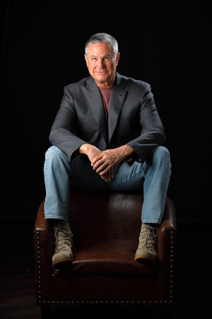 Photo of Robert Crais