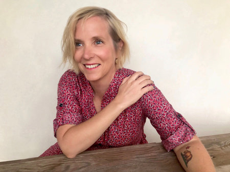 Photo of Dana Reinhardt