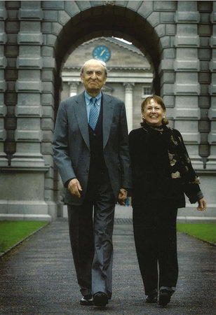 Photo of Barbara Gelb