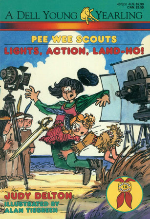 Pee Wee Scouts: Lights, Action, Land-Ho! by Judy Delton