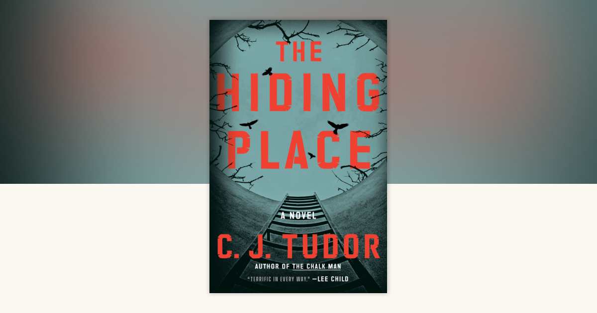 The Hiding Place by Tudor: 9781524761028